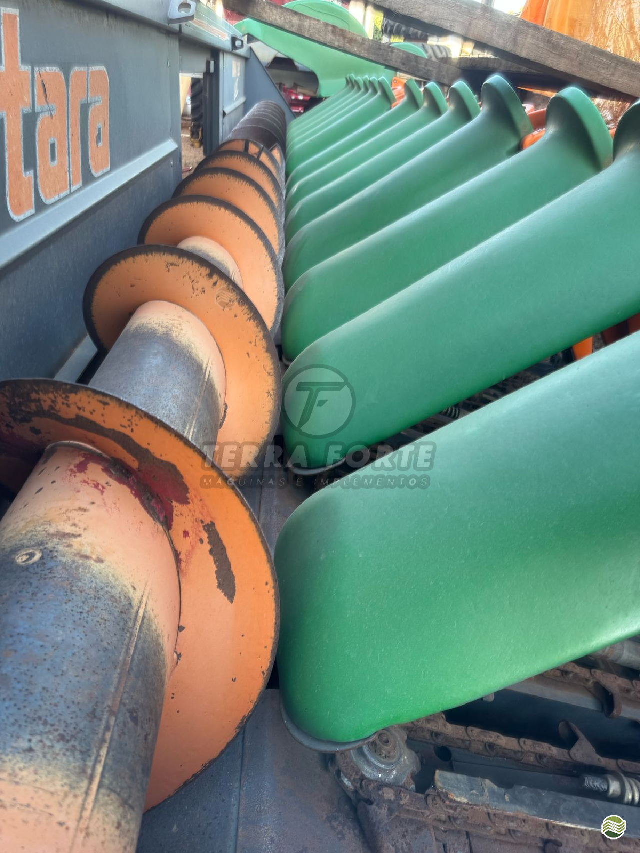 PLATAFORMA COLHEITADEIRA STARA BRAVA 7350 Terra Forte Máquinas e Implementos SORRISO MATO GROSSO MT
